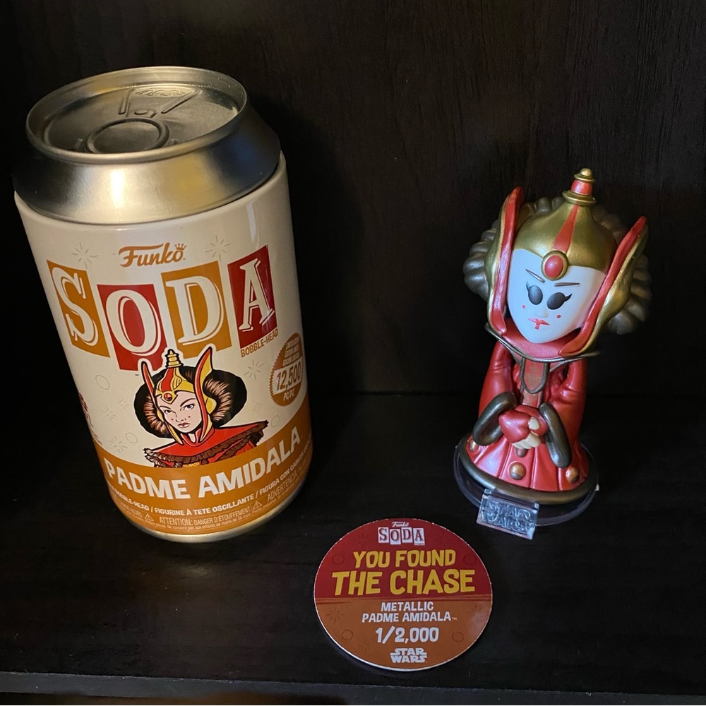 Star Wars Padme Amidsla LE 2,000 chase Funko Soda